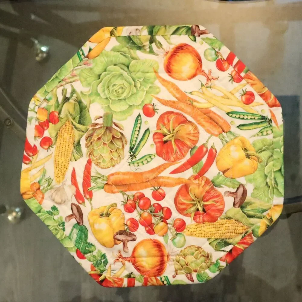 Reversible Table Runners, Place Mats set of 7 pieces Handmade Garden Americana